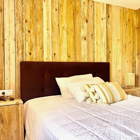 Apartmán Sunny With Sea View, Lots Of Land, Very Quiet